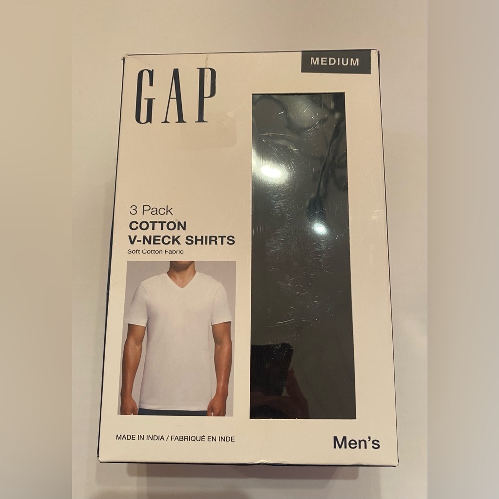 Gap Men’s 3‎ Pack Cotton V-Neck Undershirts Tee T-Shirt Tagless Black